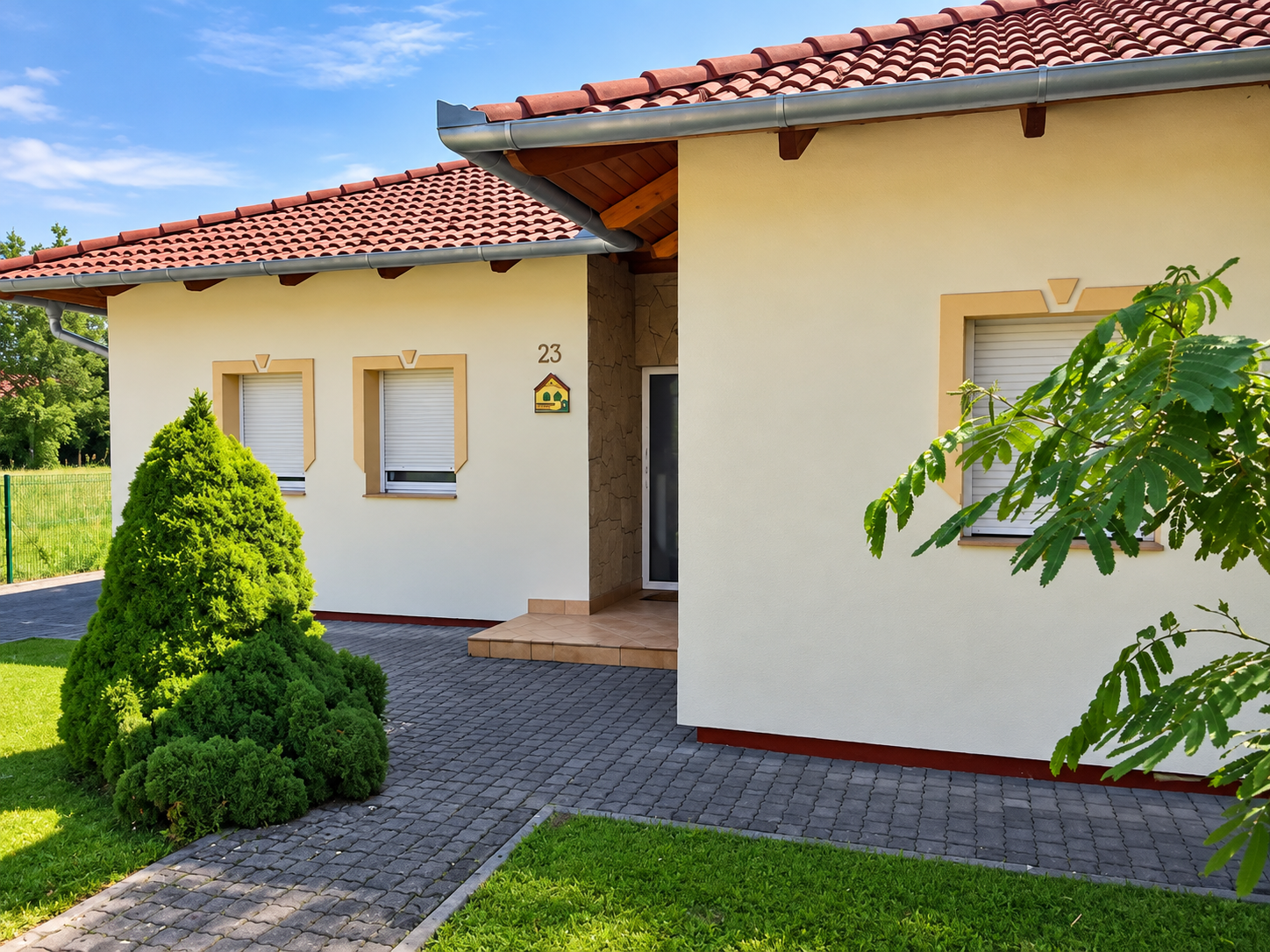 Petra Apartmanház Kehidakustány
